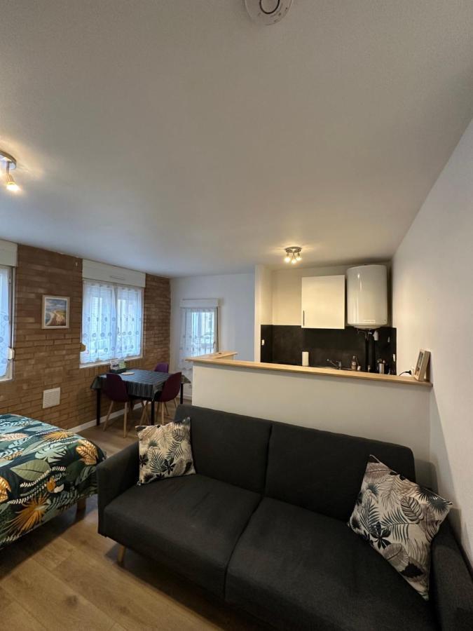 Apartament Le Jacquard Calais Zewnętrze zdjęcie