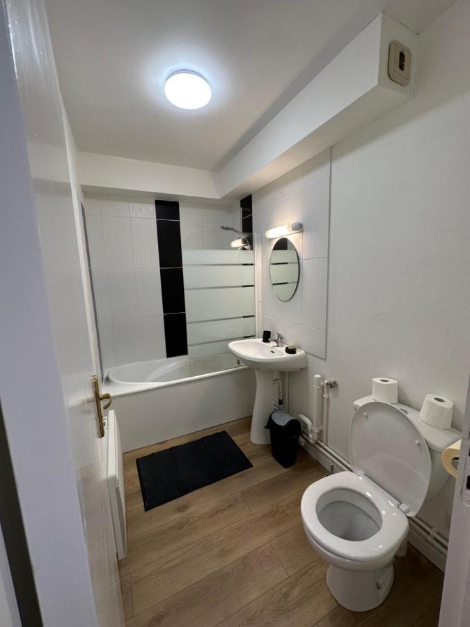Apartament Le Jacquard Calais Zewnętrze zdjęcie